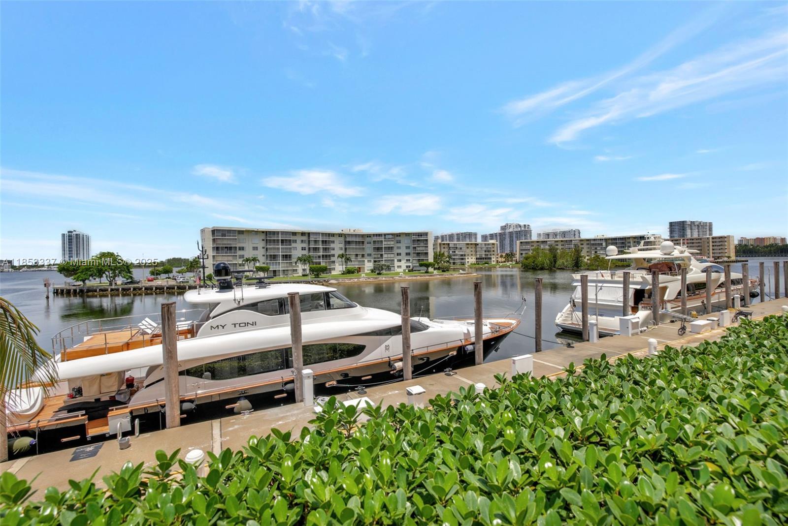 1000 ISL BLVD WILLIAMS IS - Residential Lease