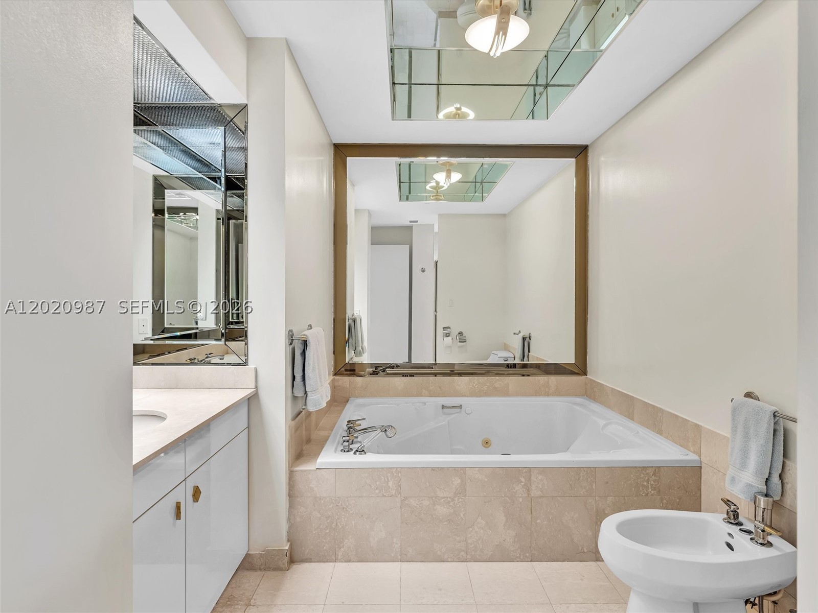 THE PALACE AT BAL HARBOUR - Residential