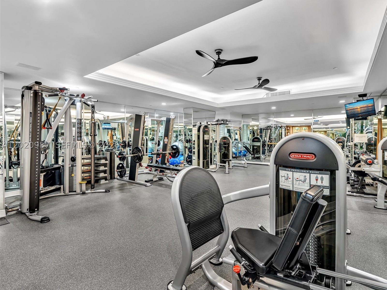 THE PALACE AT BAL HARBOUR - Residential