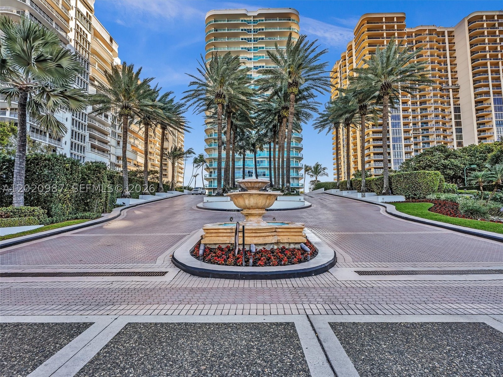 THE PALACE AT BAL HARBOUR - Residential