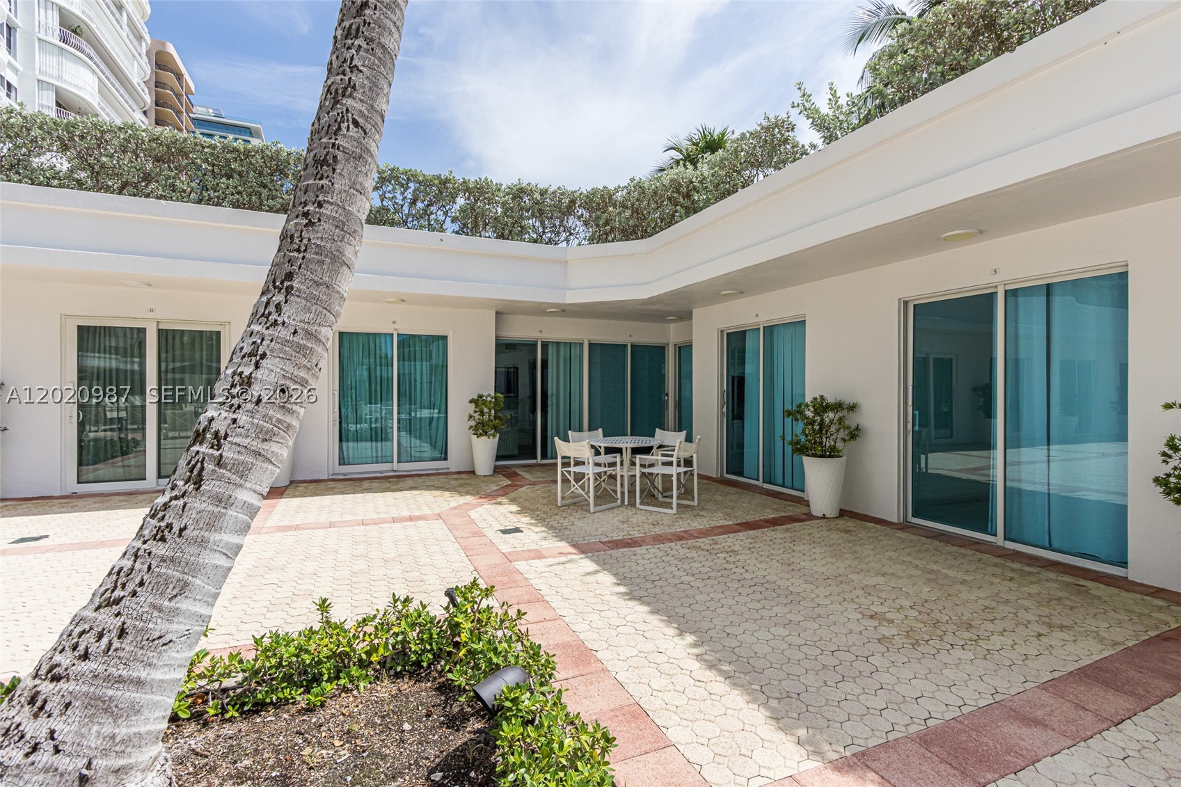 THE PALACE AT BAL HARBOUR - Residential