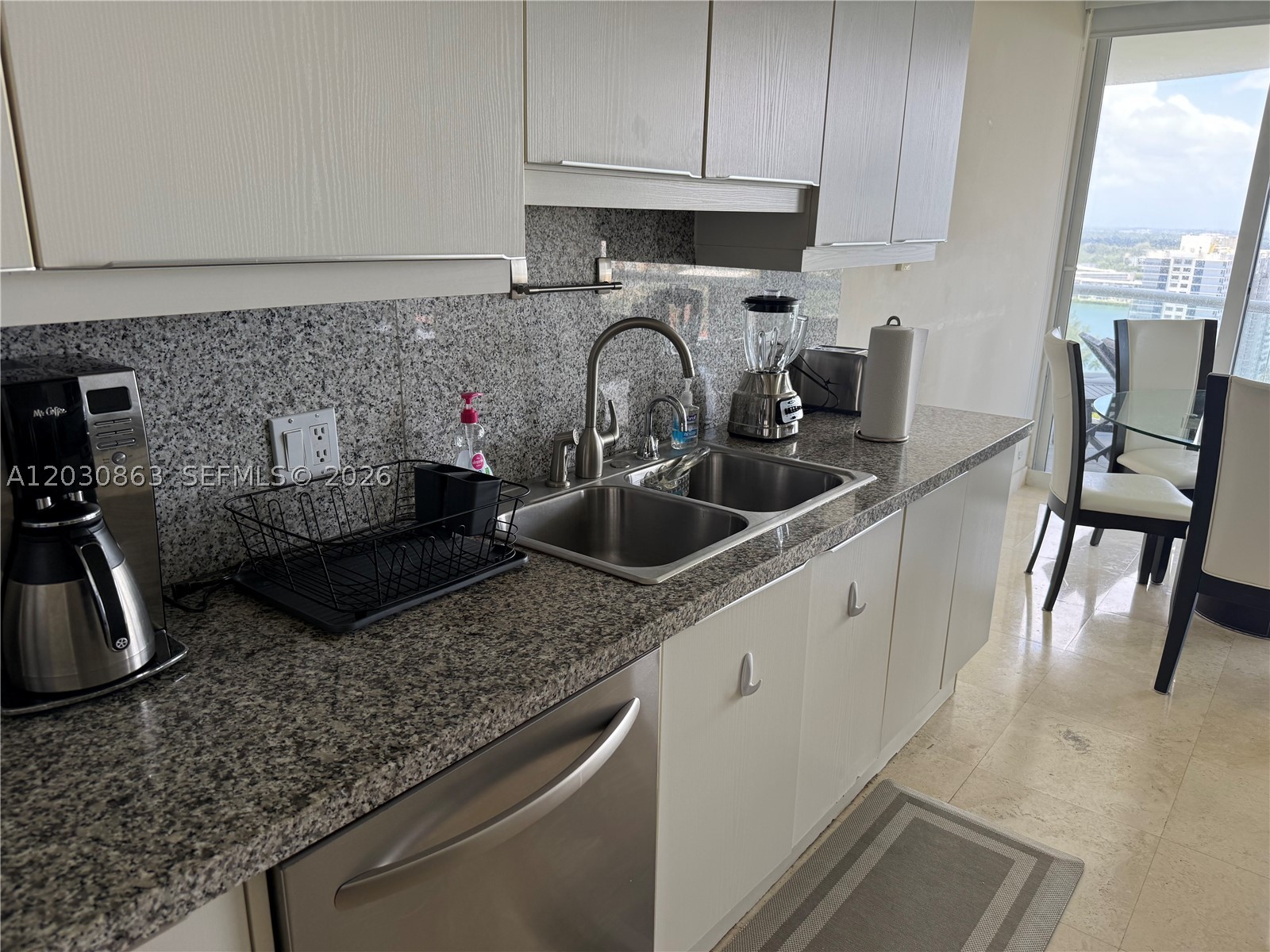 Williams Island - Residential