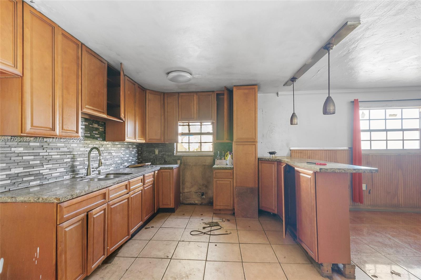 BUNCHE PARK 1 ADDN - Residential