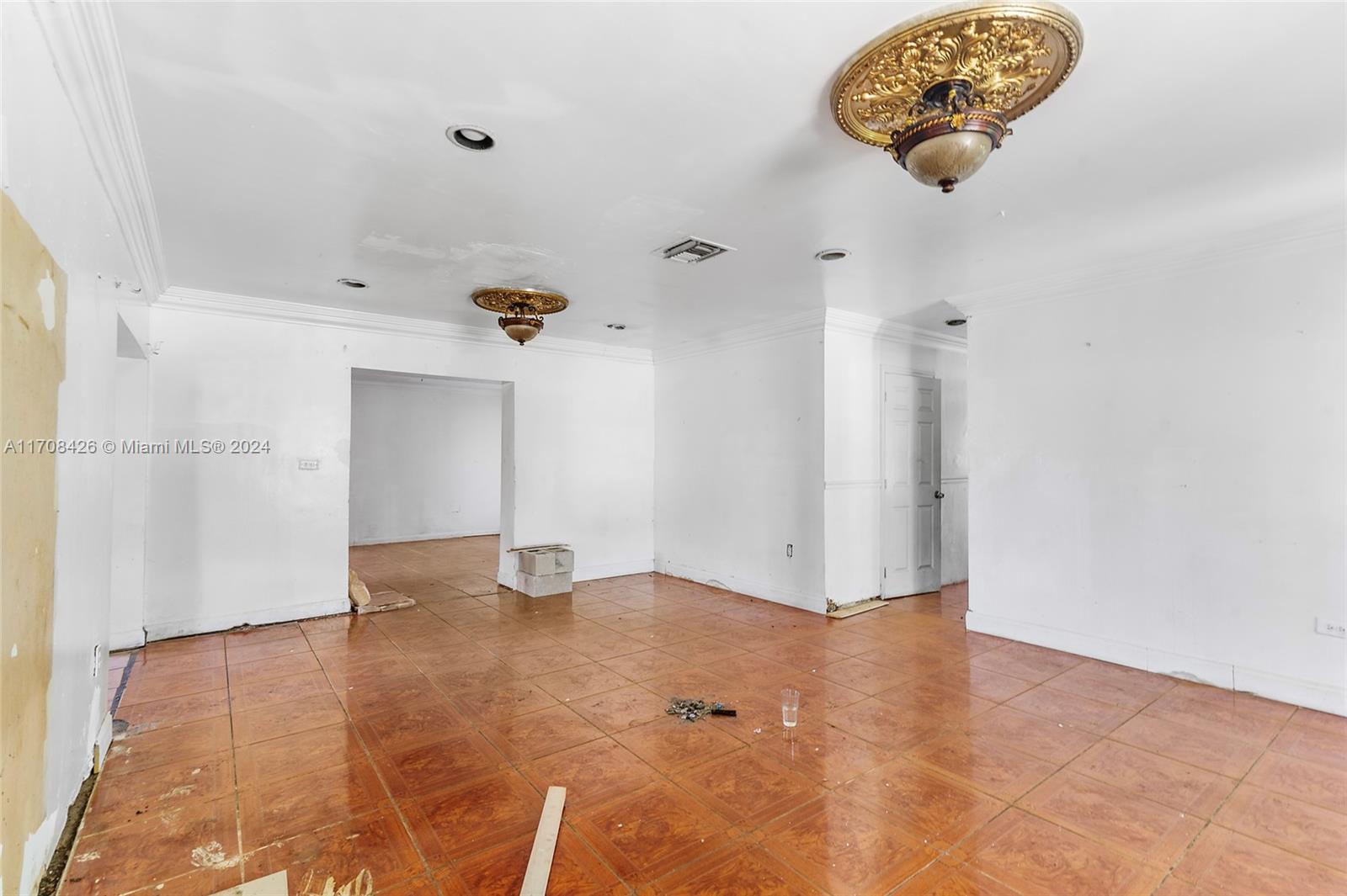 BUNCHE PARK 1 ADDN - Residential