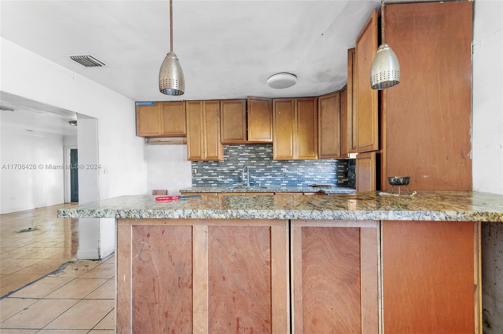 BUNCHE PARK 1 ADDN - Residential