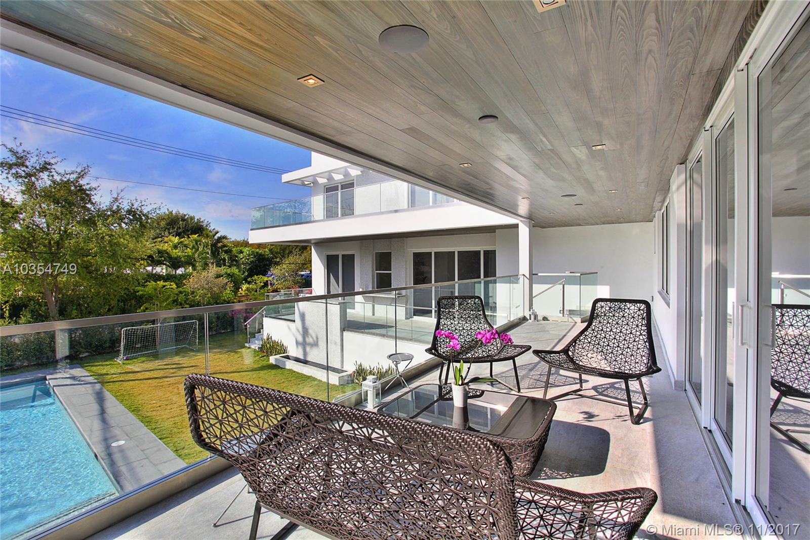 Tropical Isle Homes Sub - Residential