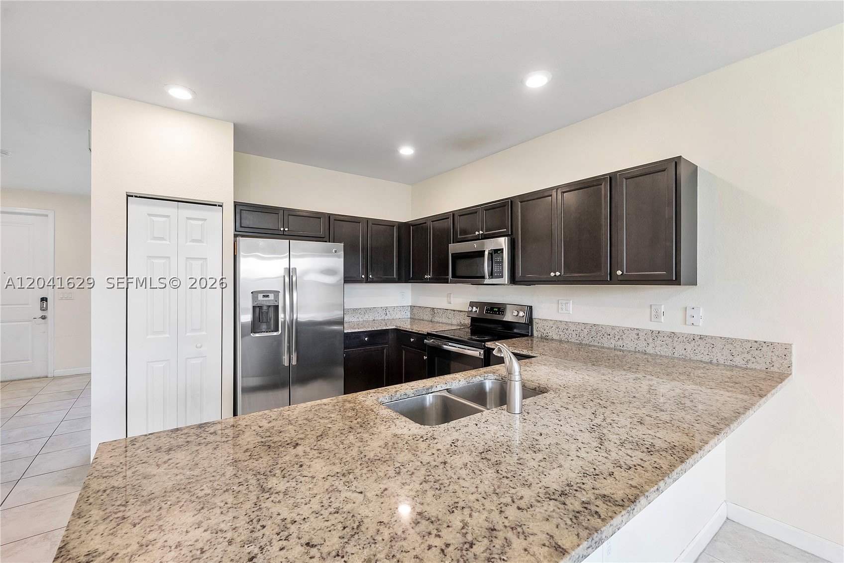 COCO PALM ESTATES - Residential