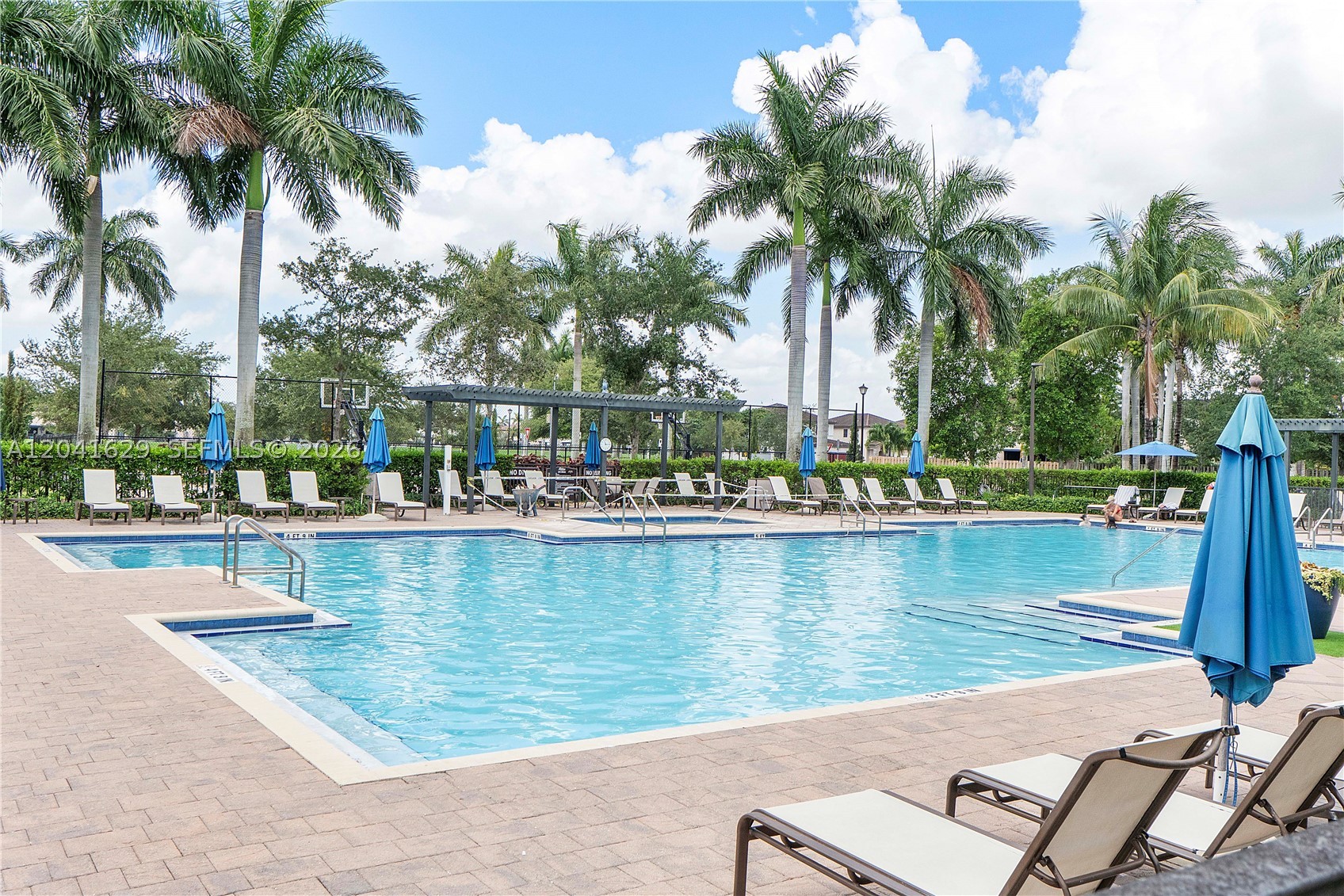 COCO PALM ESTATES - Residential