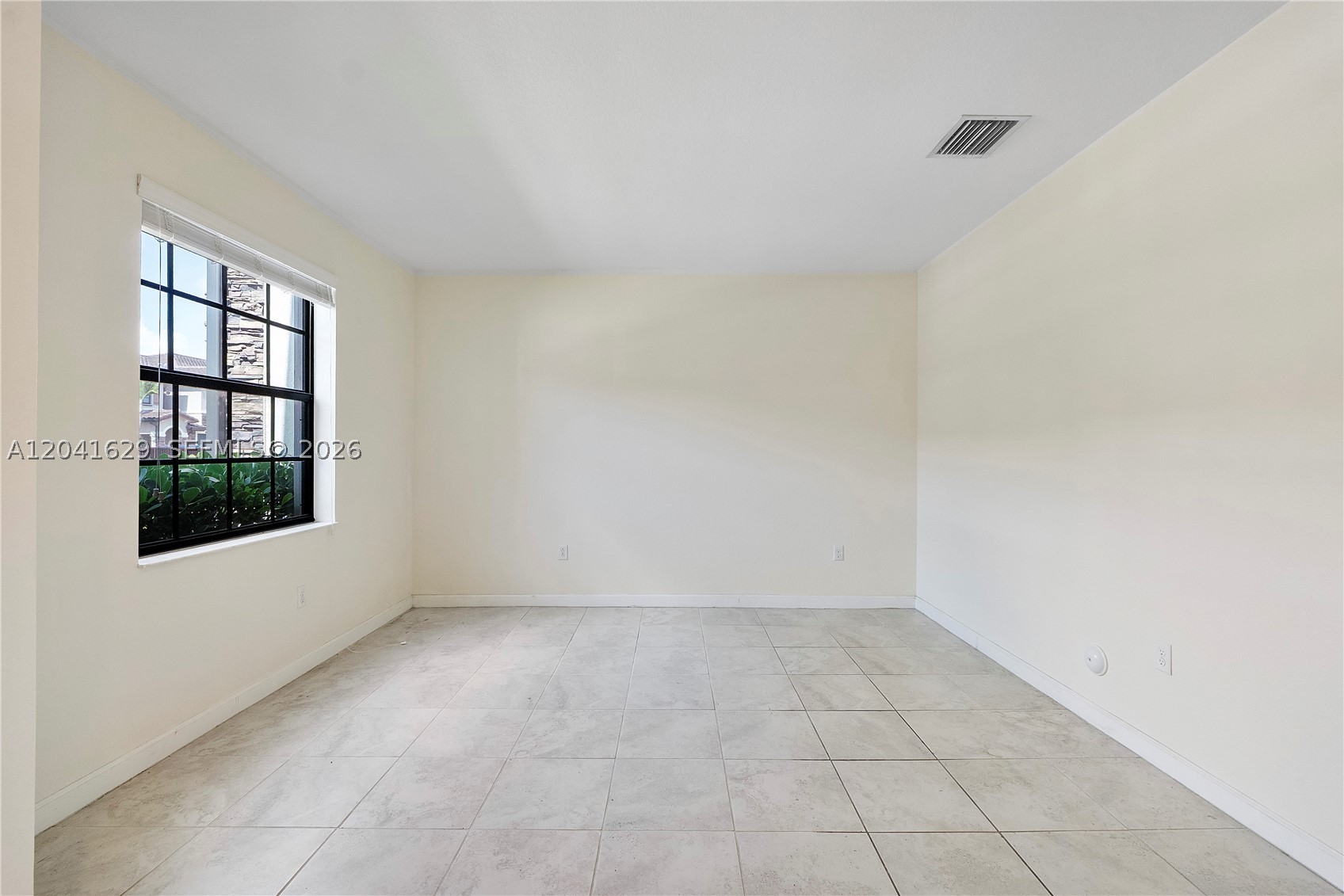 COCO PALM ESTATES - Residential