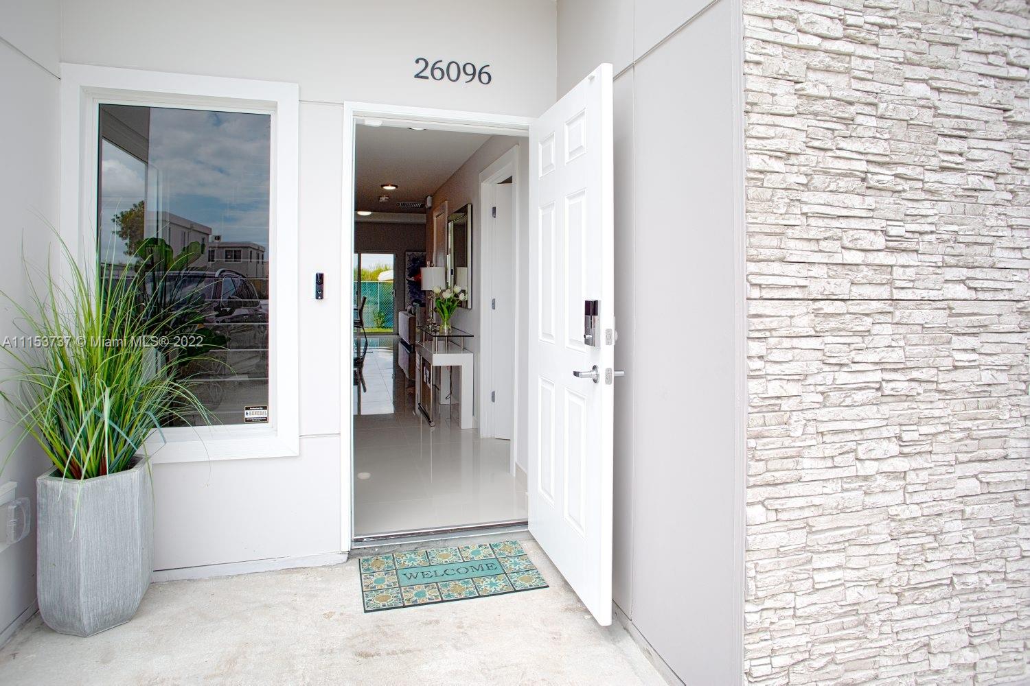 VITRAN AT NARANJA ESTATES - Residential