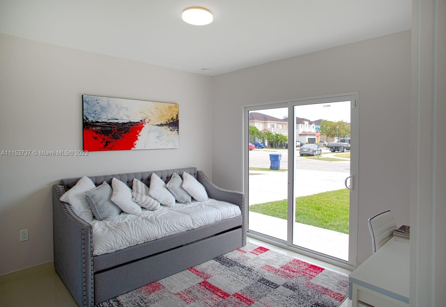 VITRAN AT NARANJA ESTATES - Residential