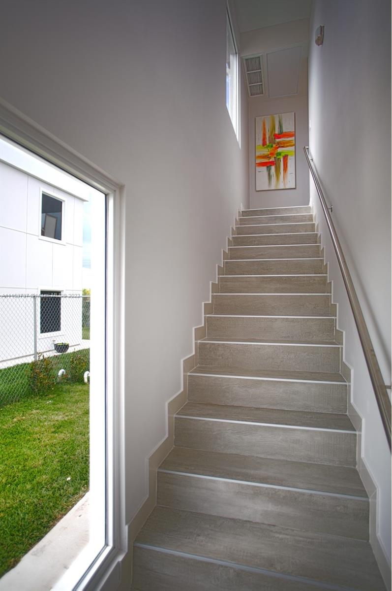 VITRAN AT NARANJA ESTATES - Residential