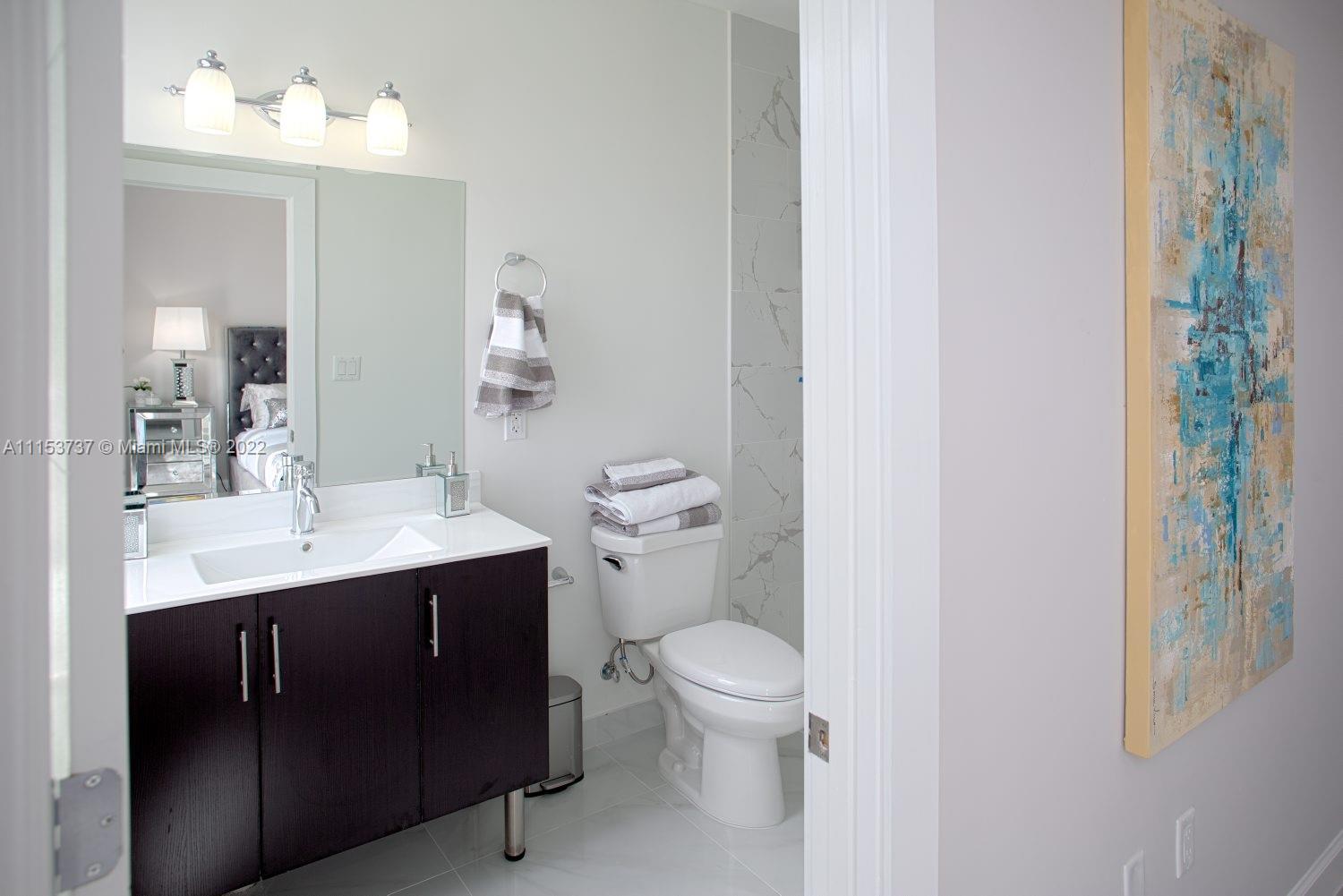 VITRAN AT NARANJA ESTATES - Residential