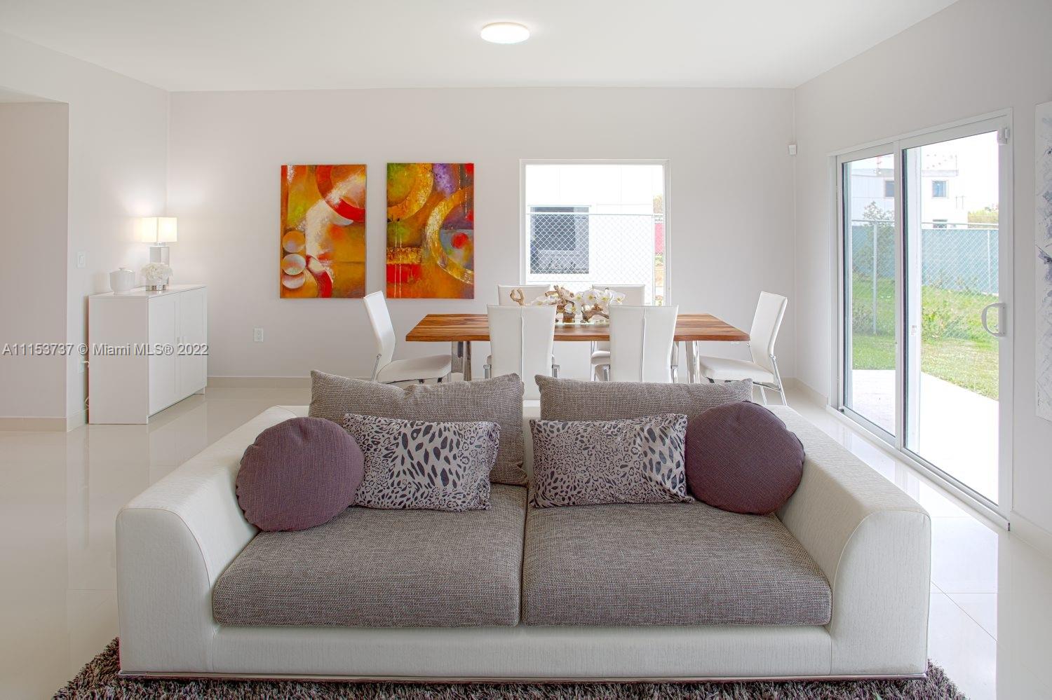 VITRAN AT NARANJA ESTATES - Residential