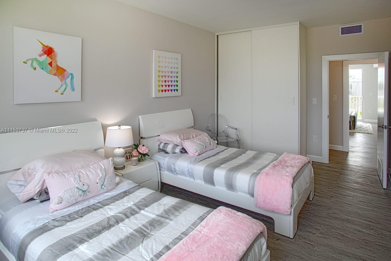 VITRAN AT NARANJA ESTATES - Residential