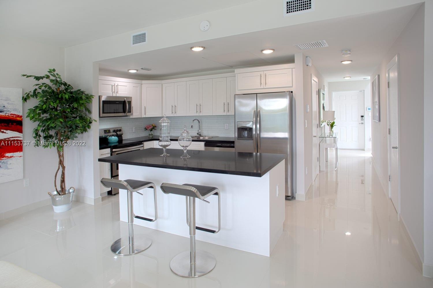 VITRAN AT NARANJA ESTATES - Residential