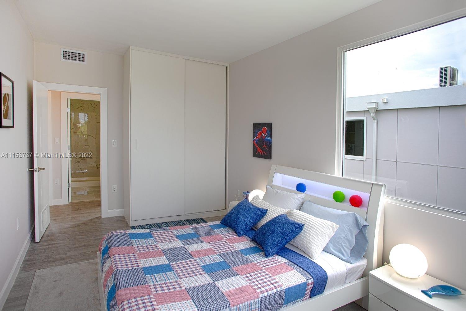 VITRAN AT NARANJA ESTATES - Residential