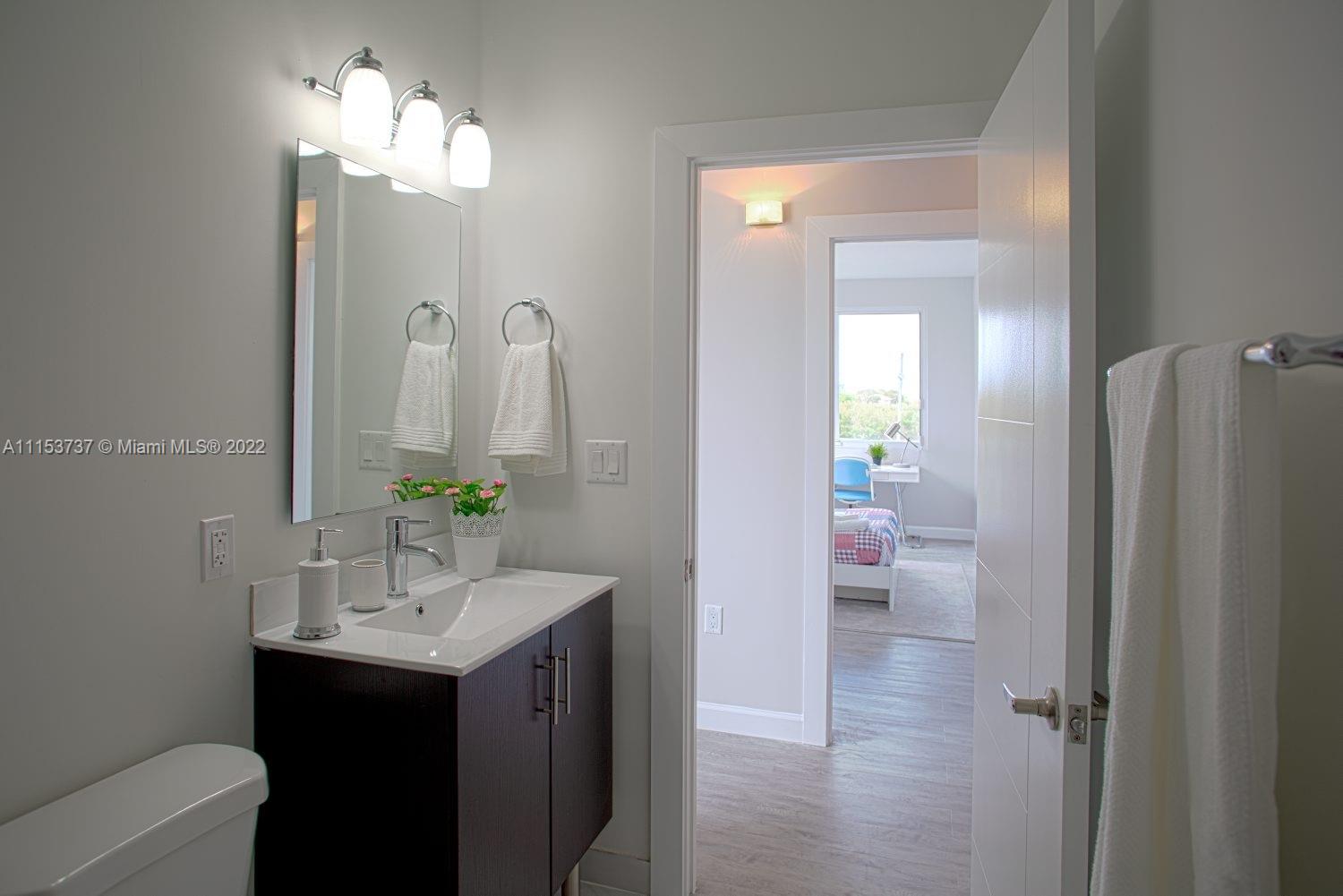 VITRAN AT NARANJA ESTATES - Residential