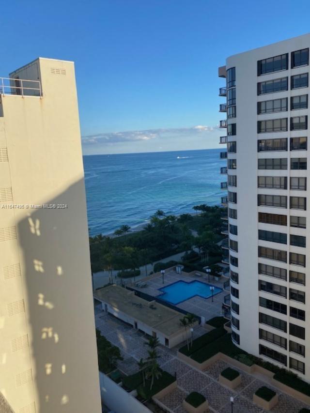 THE PLAZA OF BAL HARBOUR - Residential Lease