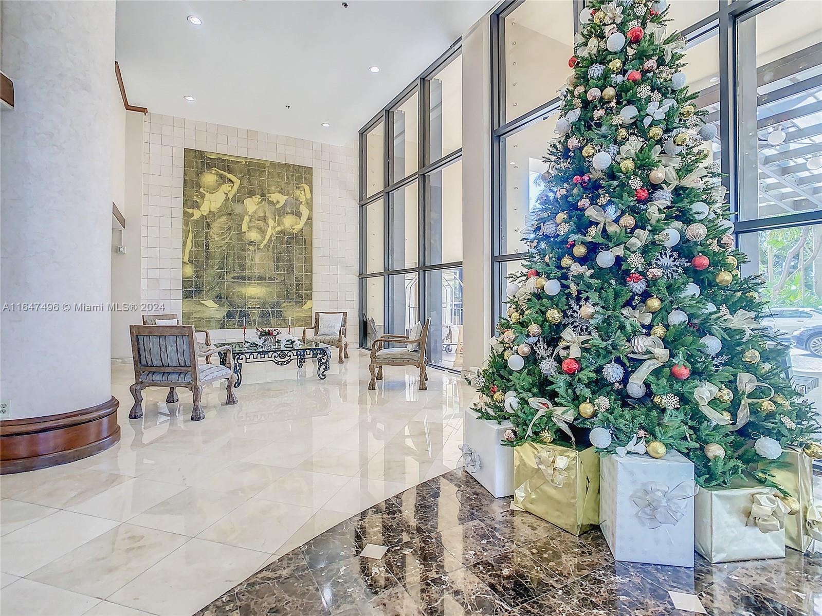 THE PLAZA OF BAL HARBOUR - Residential Lease