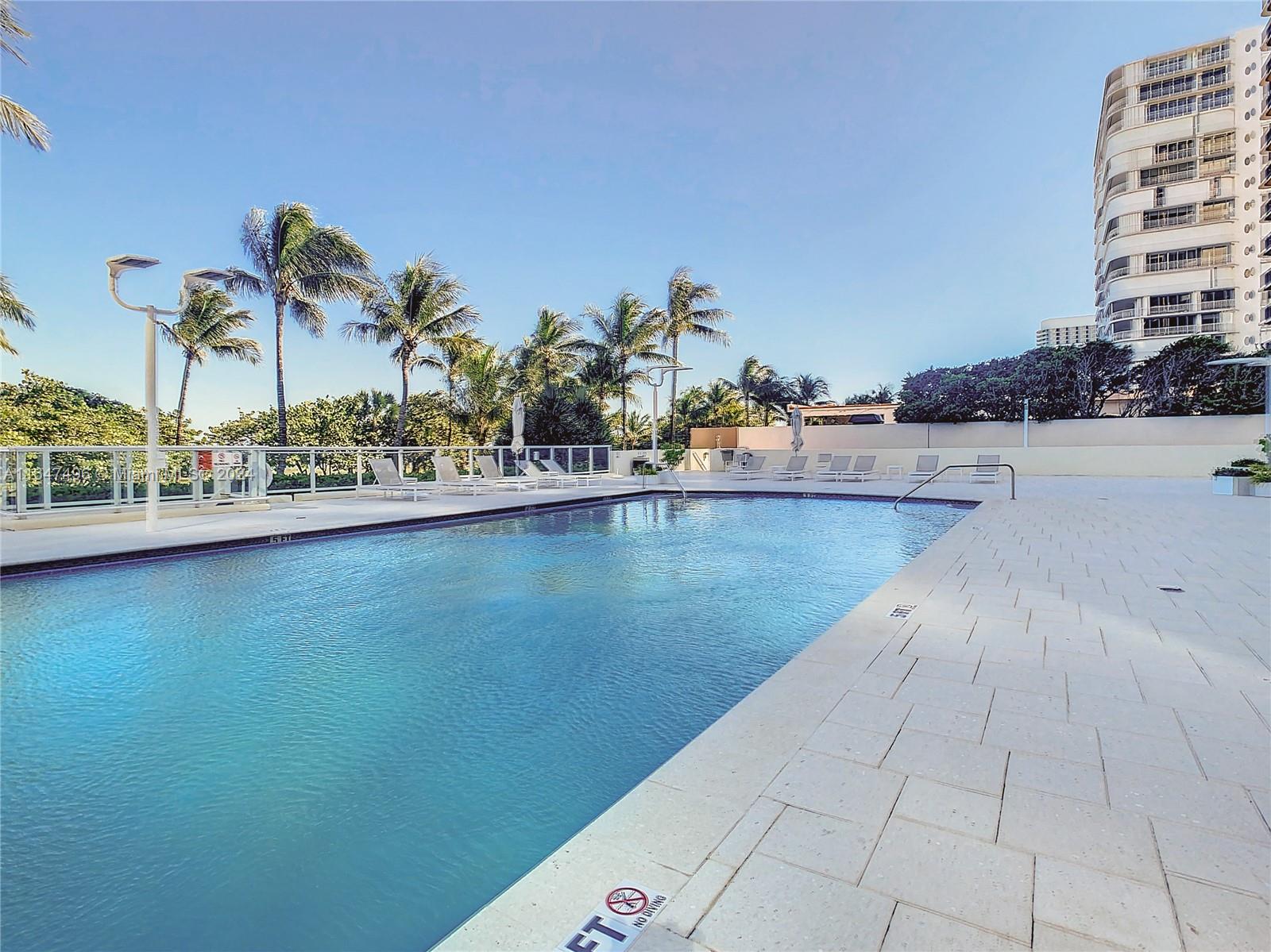 THE PLAZA OF BAL HARBOUR - Residential Lease