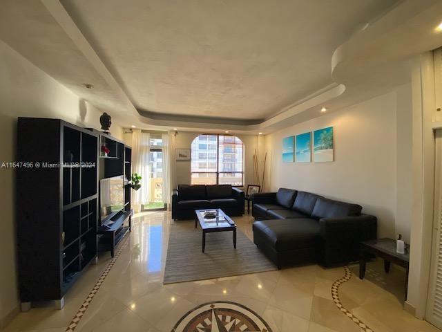 THE PLAZA OF BAL HARBOUR - Residential Lease