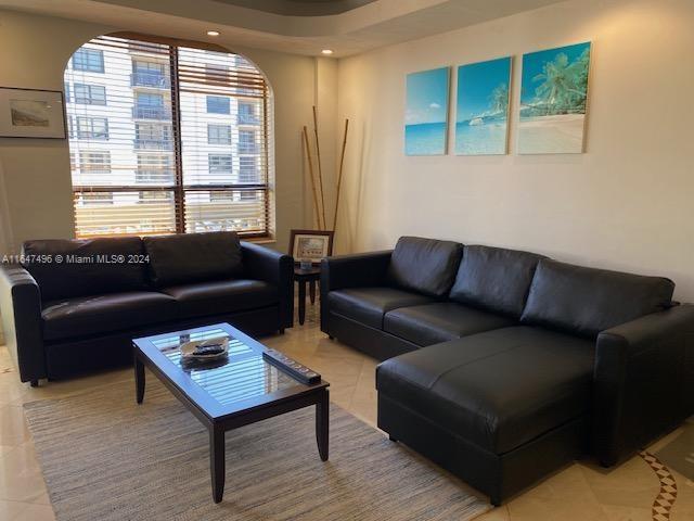 THE PLAZA OF BAL HARBOUR - Residential Lease