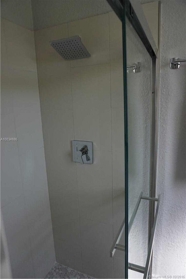 Summer Lake 110-31 B - Residential