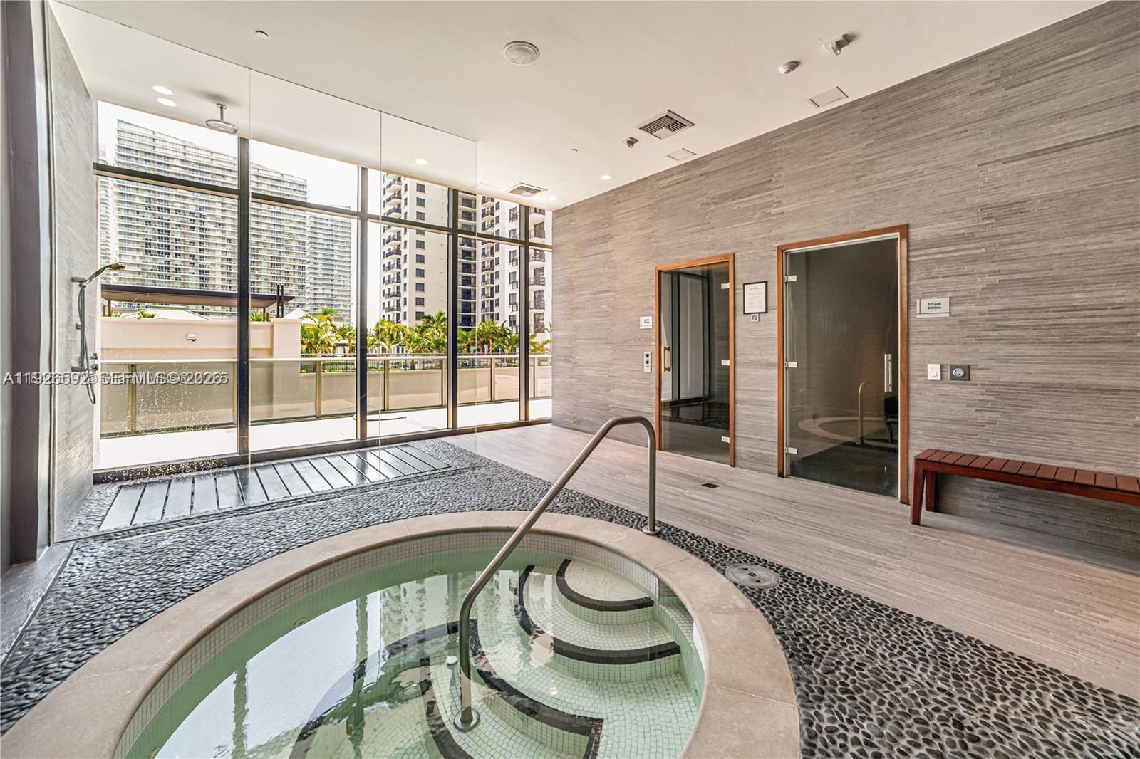 BRICKELL HEIGHTS EAST CON - Residential Lease