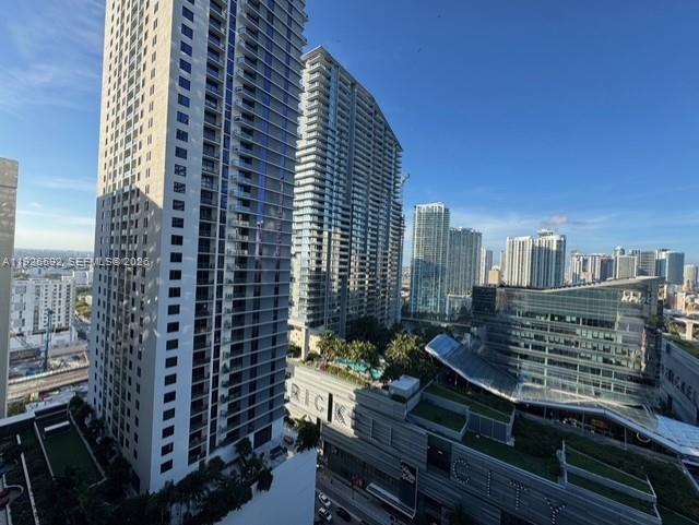 BRICKELL HEIGHTS EAST CON - Residential Lease