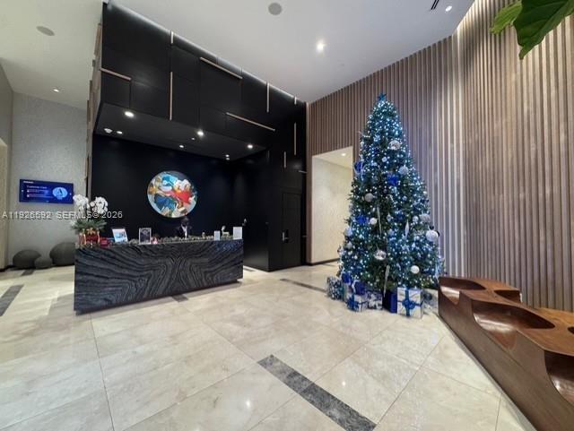 BRICKELL HEIGHTS EAST CON - Residential Lease