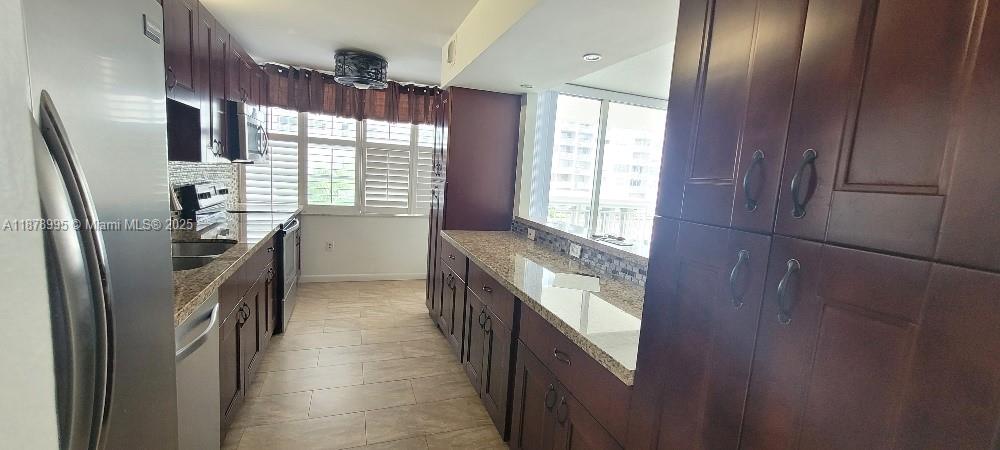 DEL PRADO MARINA - Residential