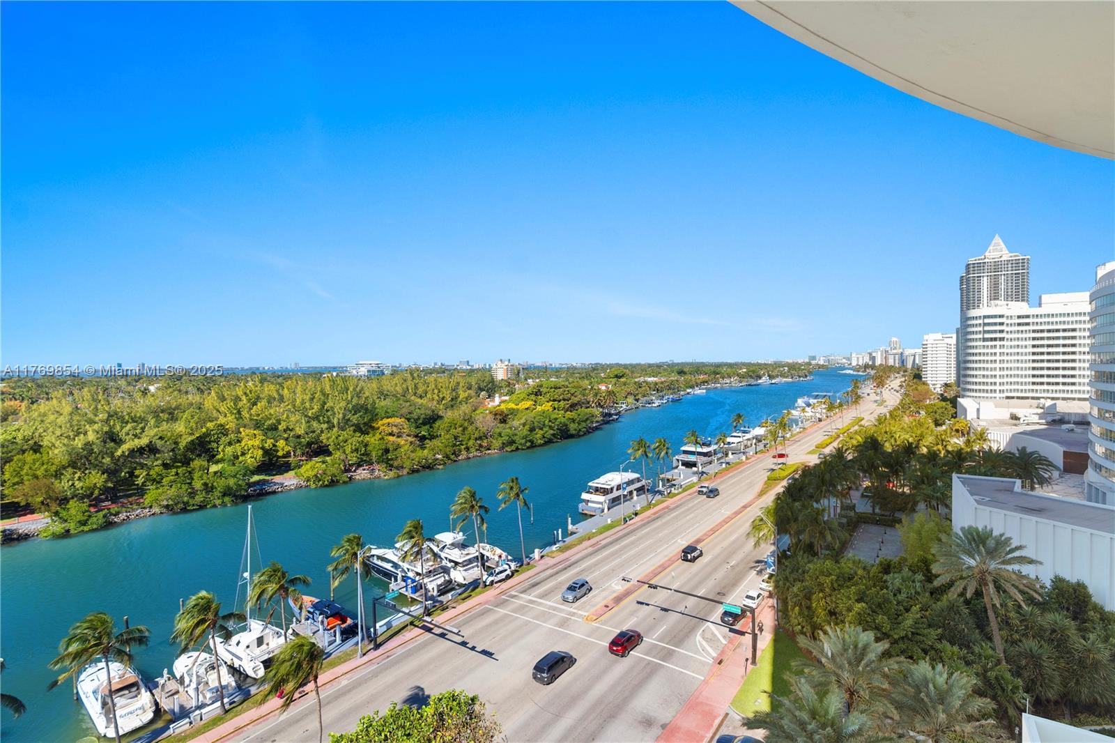 FONTAINEBLEAU II CONDO - Residential
