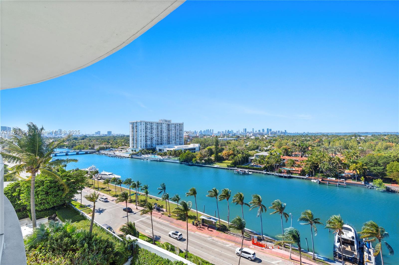 FONTAINEBLEAU II CONDO - Residential