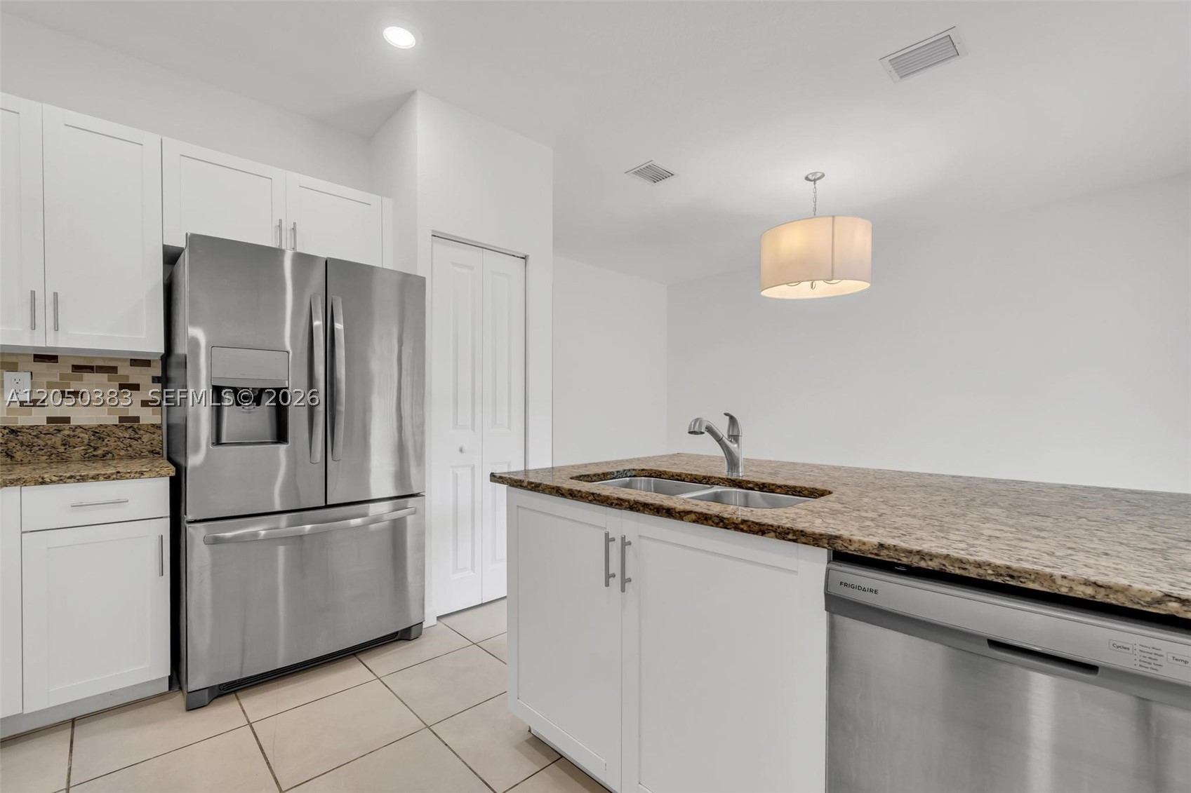 VIA VENTURA NEIGHBORHOOD - Residential