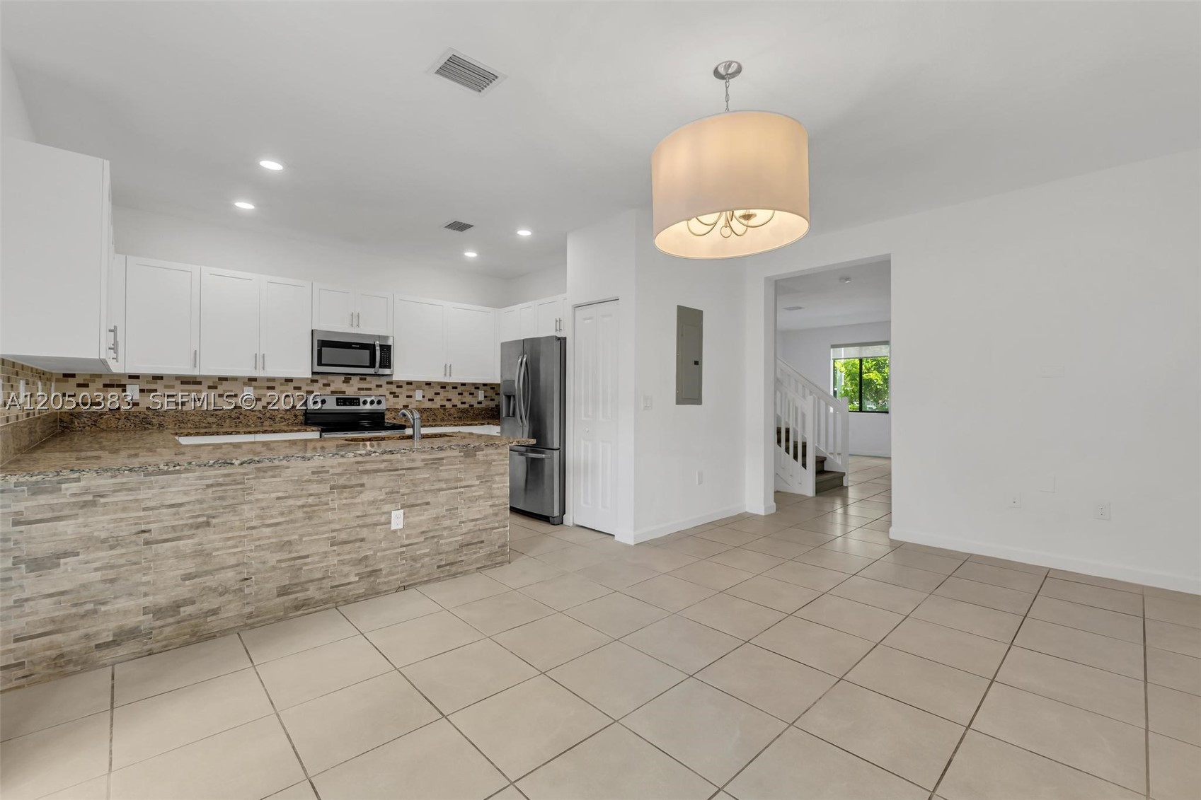 VIA VENTURA NEIGHBORHOOD - Residential