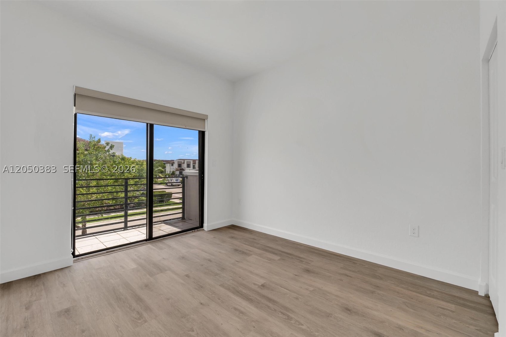 VIA VENTURA NEIGHBORHOOD - Residential