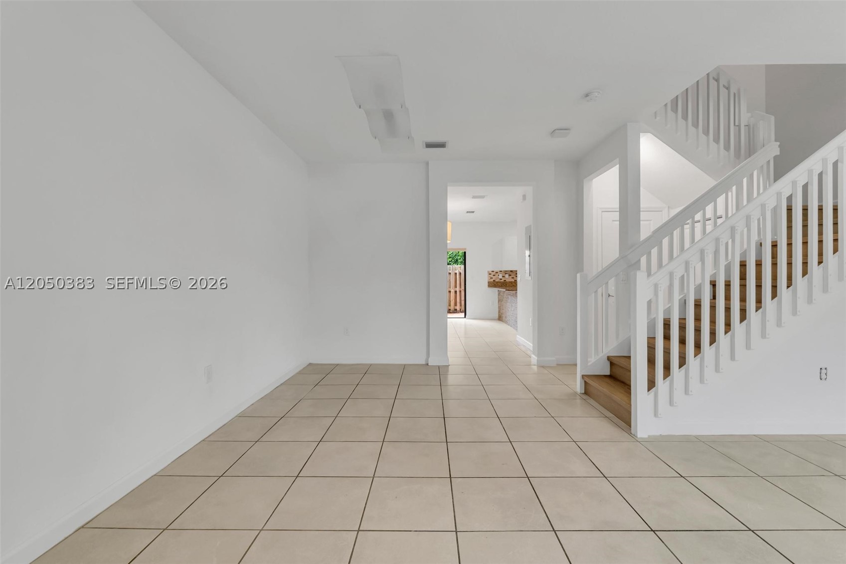 VIA VENTURA NEIGHBORHOOD - Residential