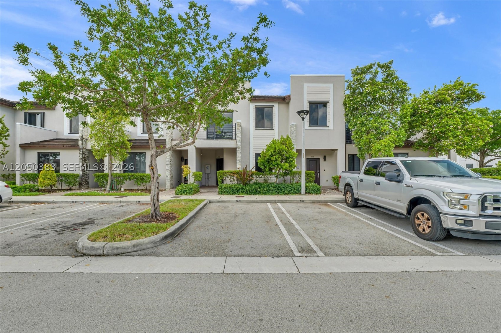 VIA VENTURA NEIGHBORHOOD - Residential