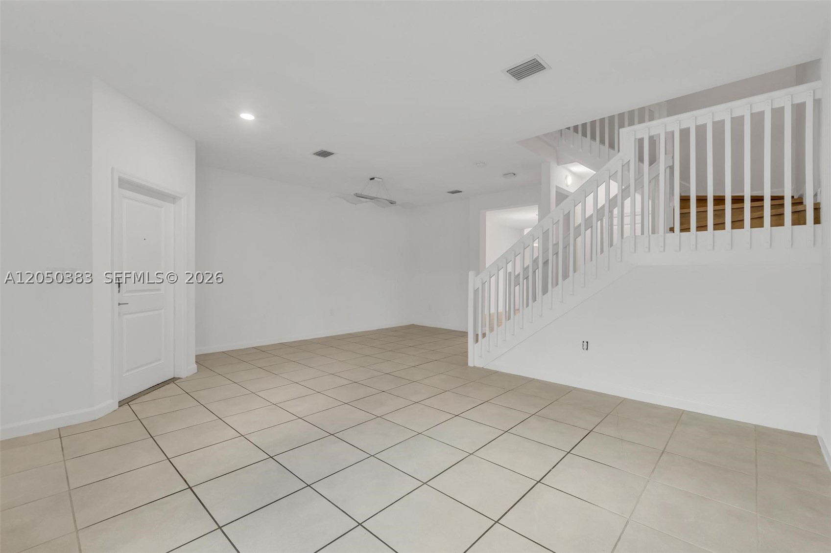 VIA VENTURA NEIGHBORHOOD - Residential