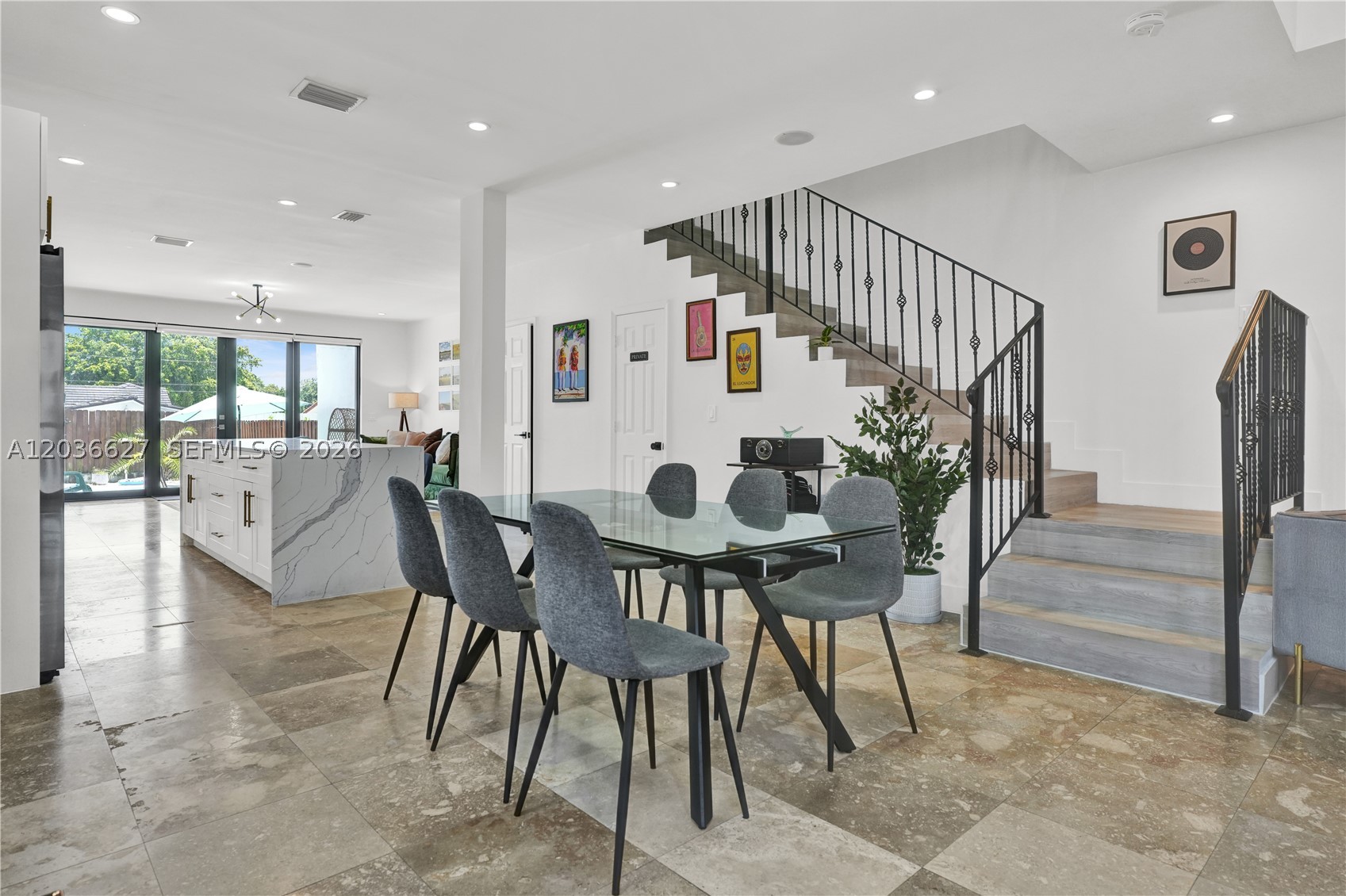 LYNDALE 2ND ADDN - Residential
