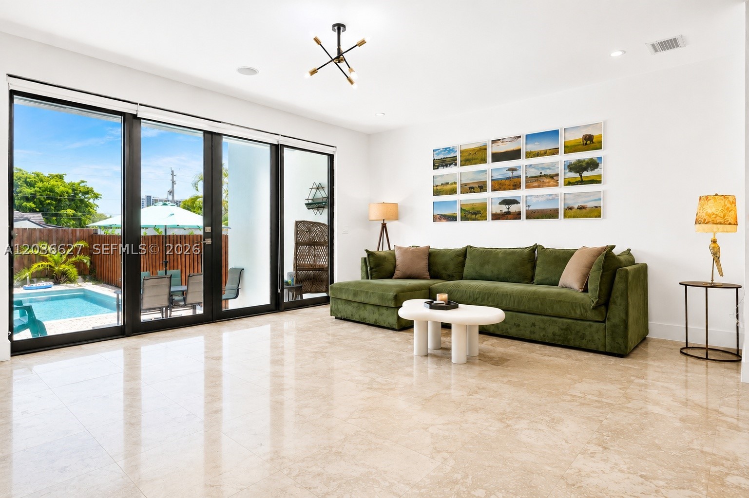 LYNDALE 2ND ADDN - Residential