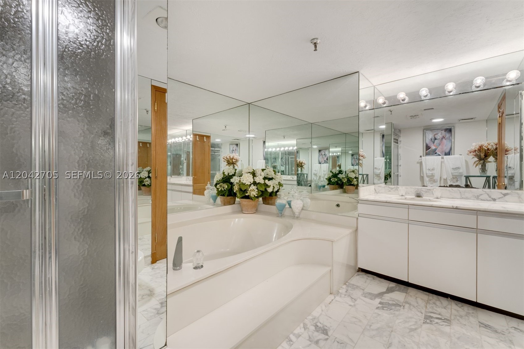NINE ISLAND AVENUE CONDO - Residential