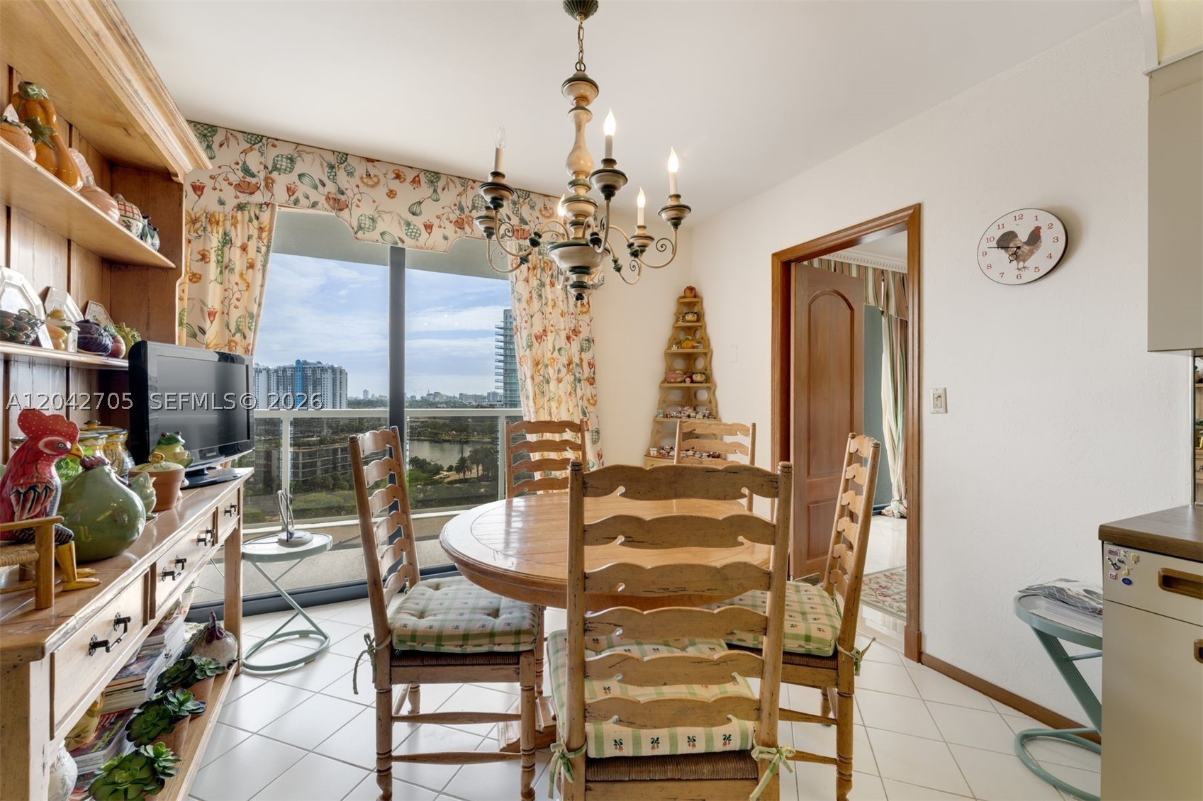 NINE ISLAND AVENUE CONDO - Residential