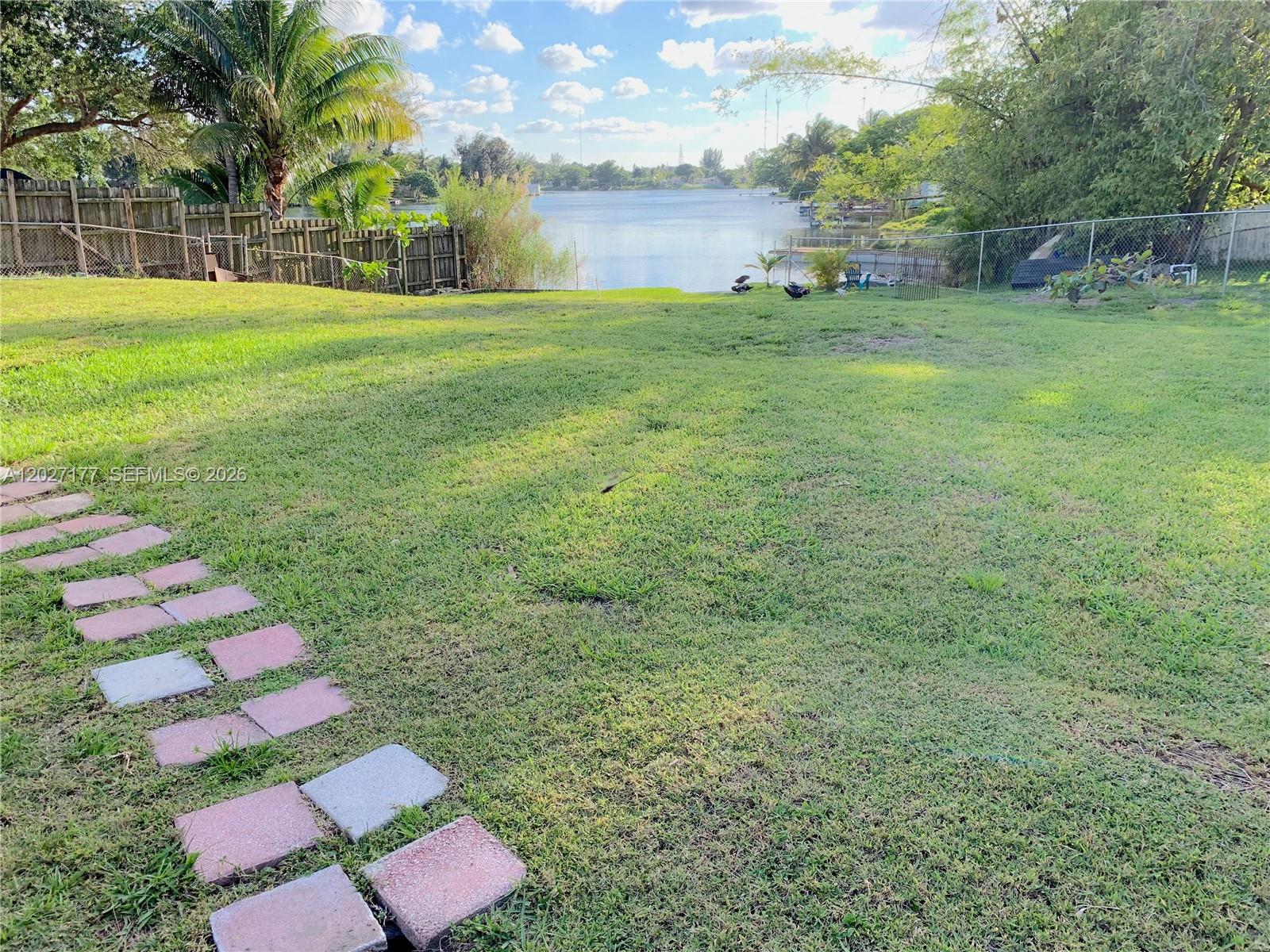 LAKE FOREST SEC 4 - Residential Lease