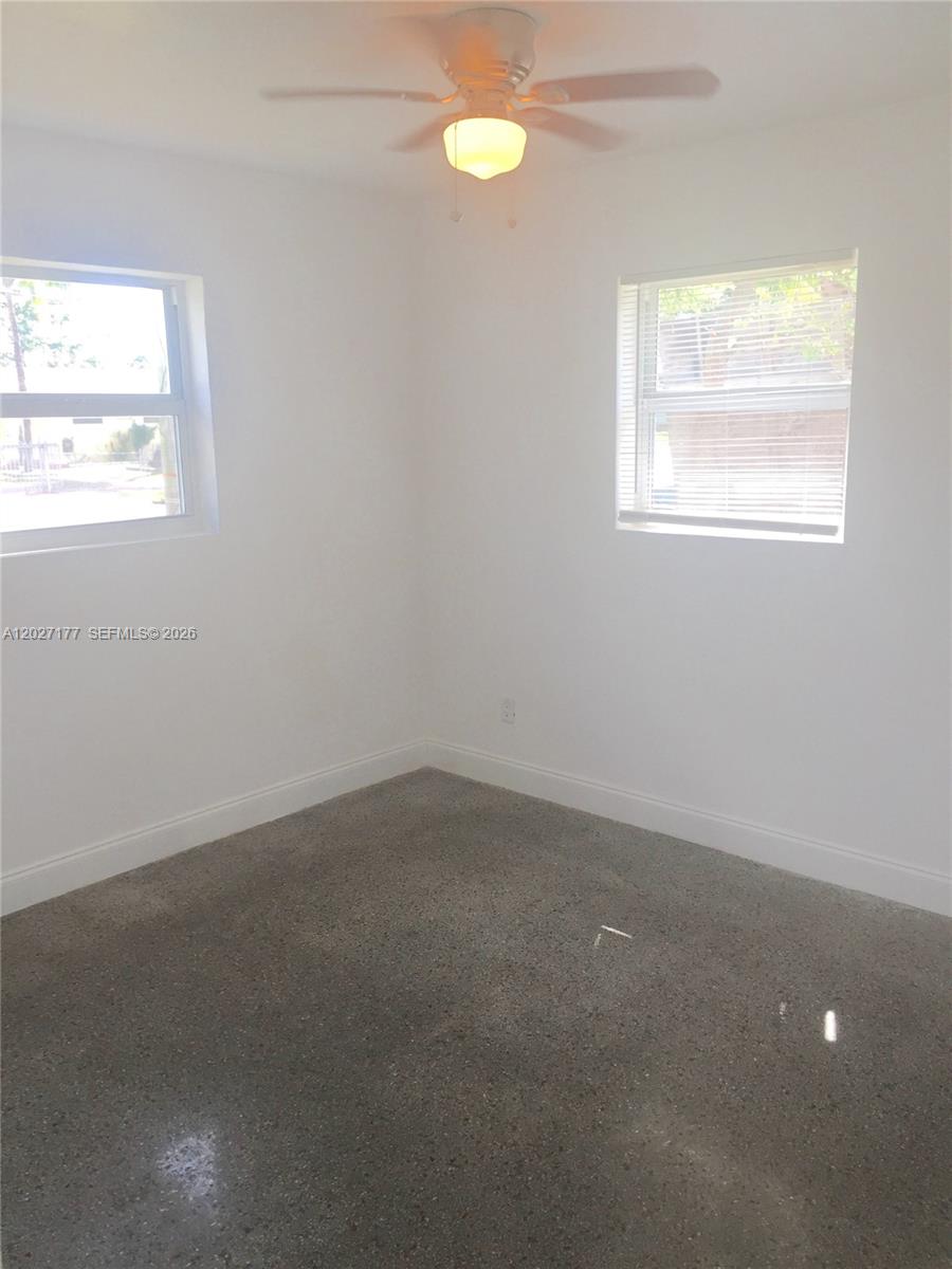 LAKE FOREST SEC 4 - Residential Lease