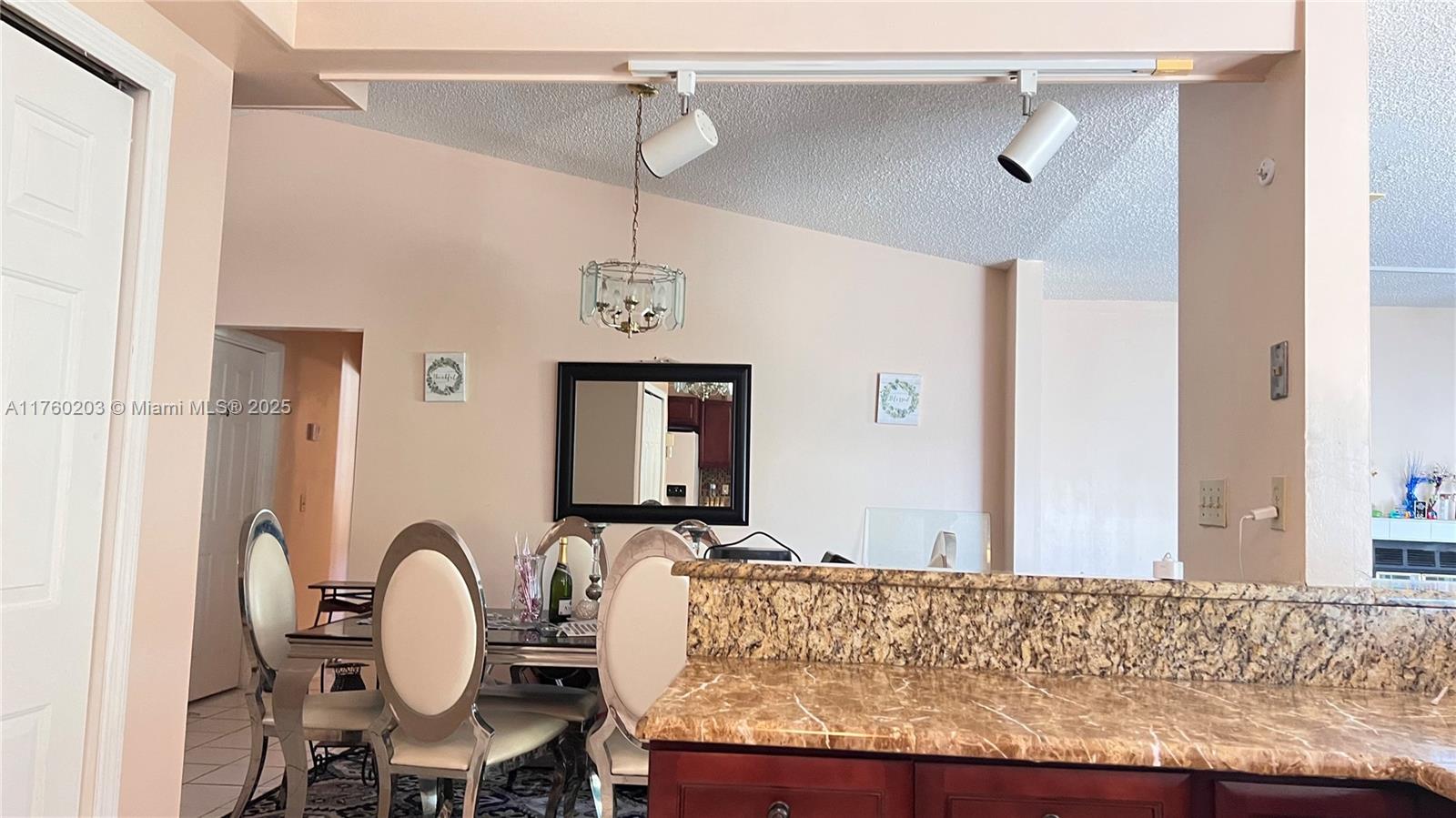 PORT ST LUCIE SECTION 10 - Residential Lease