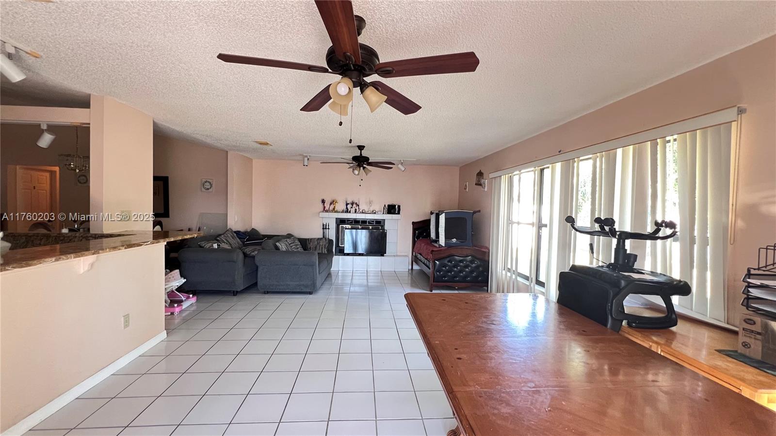 PORT ST LUCIE SECTION 10 - Residential Lease