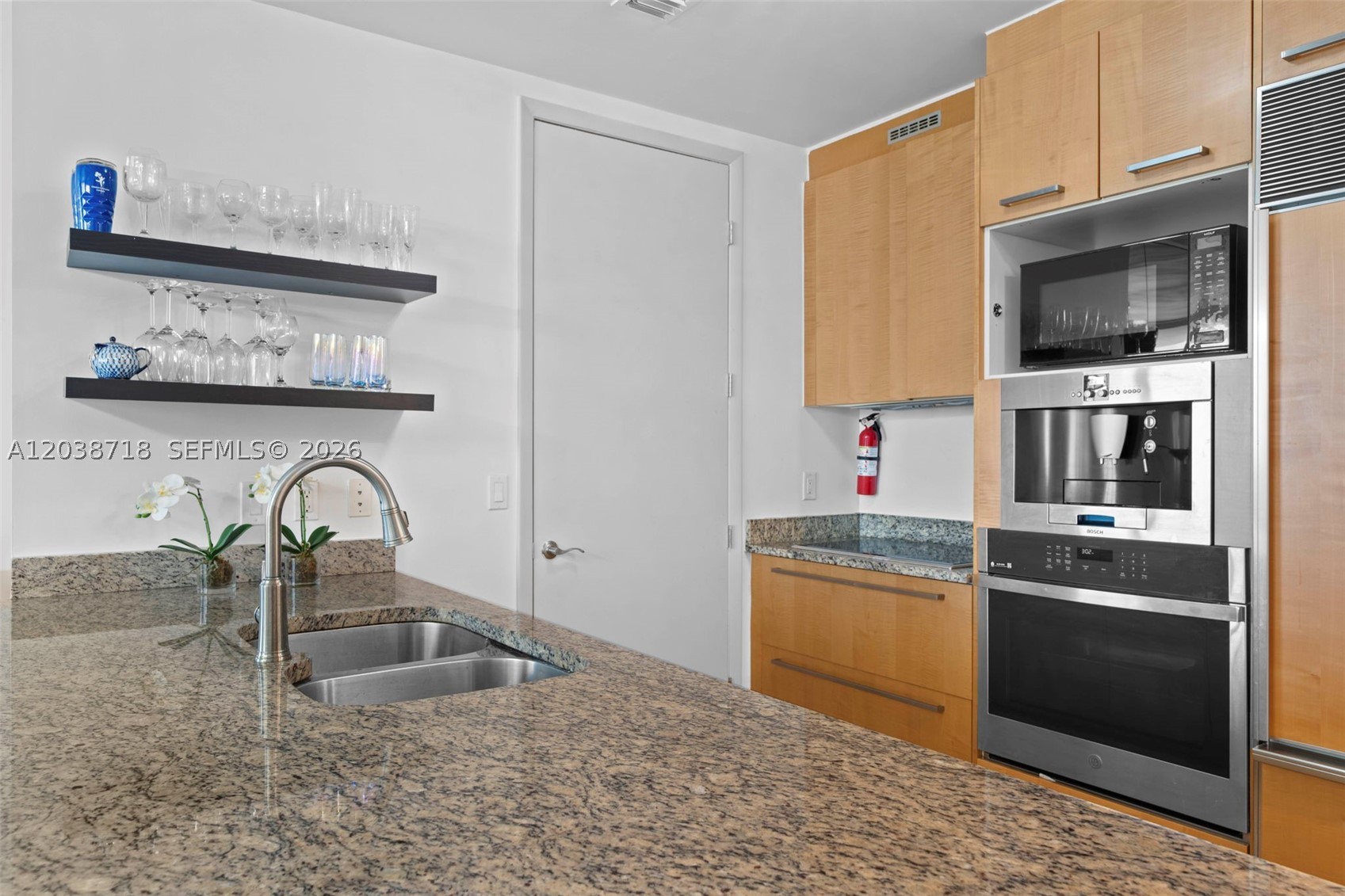 TDR TOWER II CONDO - Residential Lease