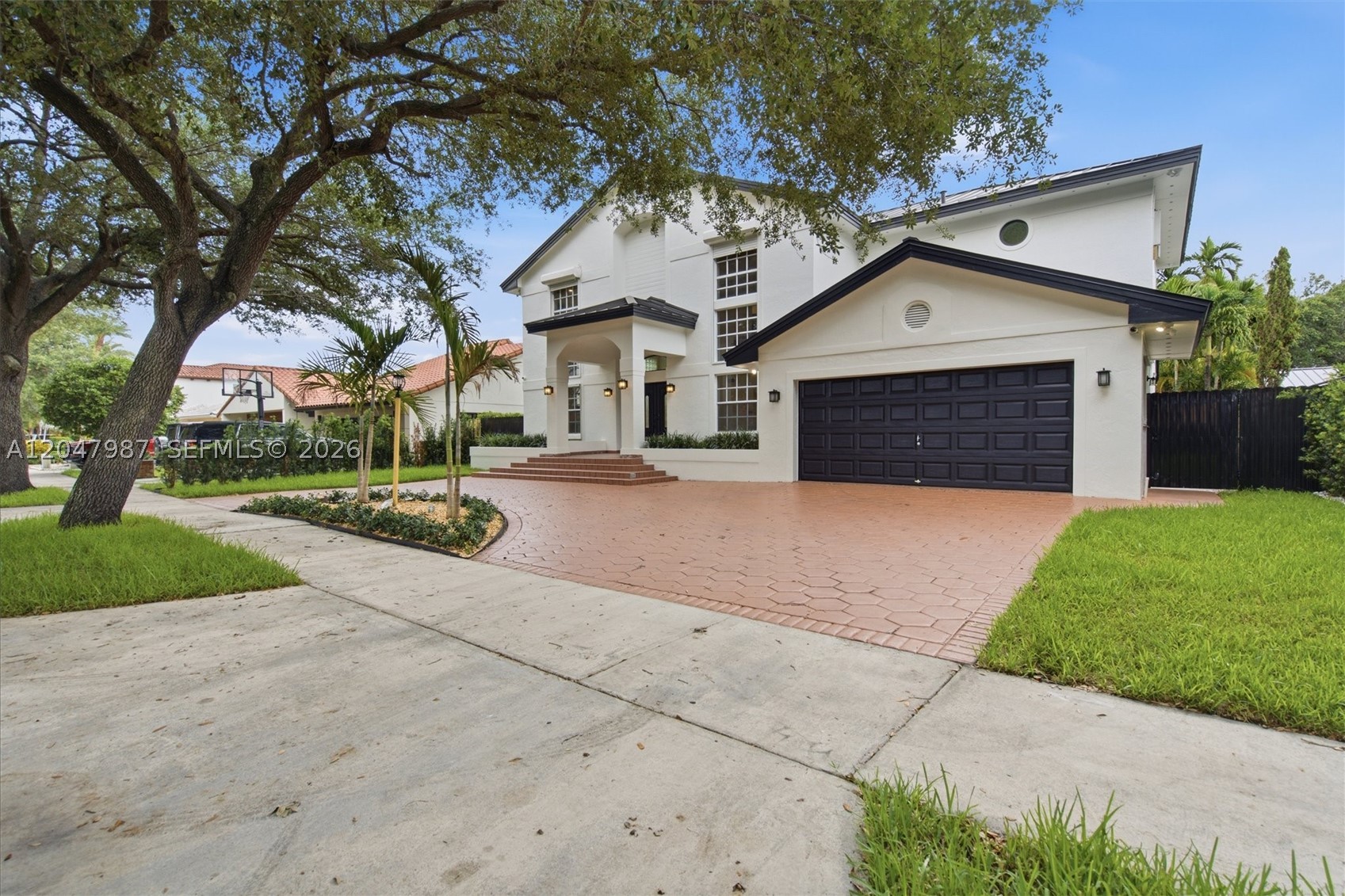 1ST ADDN TO ROYAL OAKS - Residential Lease